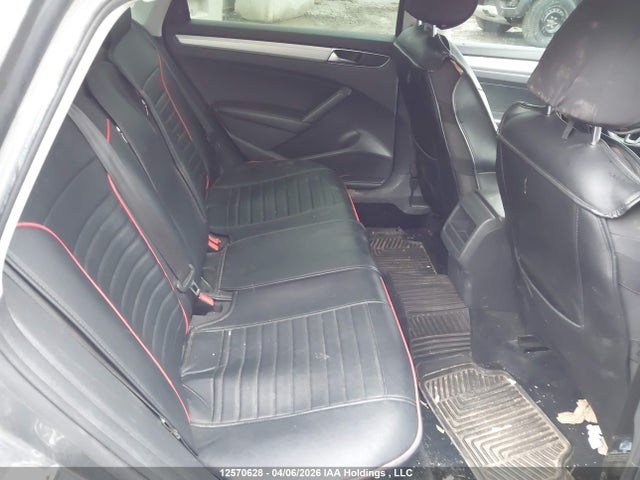 12570628 :رقم المزاد ، 1VWAA7A39JC030078 vin ، 2018 Volkswagen Passat مزاد بيع