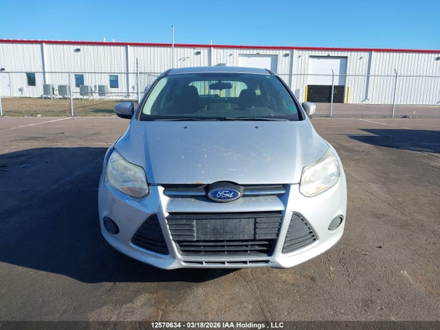 1FADP3K24EL125589 Ford FOCUS SE