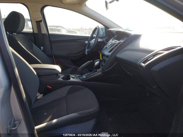 1FADP3K24EL125589 Ford FOCUS SE