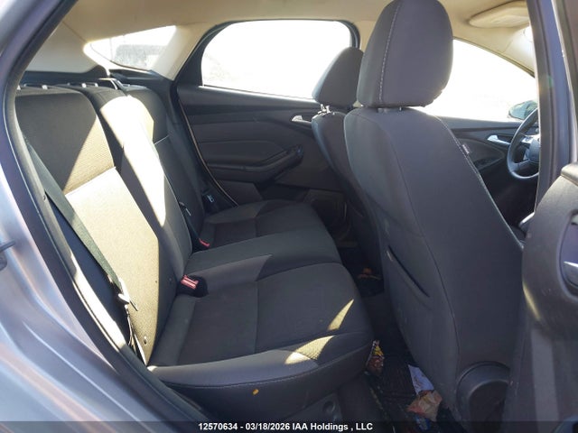 1FADP3K24EL125589 Ford FOCUS SE