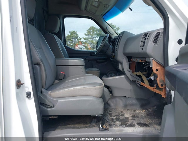 1N6AF0LY6JN805121 Nissan Nv Cargo Nv2500 Hd S V8/sv V8