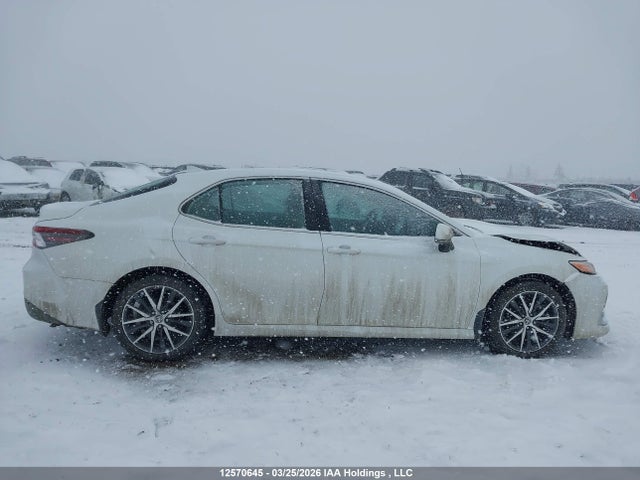4T1B21HK0NU016550 Toyota Camry Xle/se