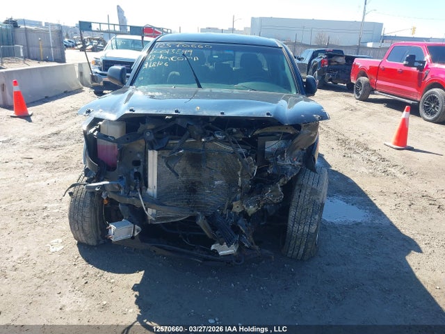 2013 Toyota Tacoma V6 მანქანა იყიდება აუქციონზე, vin: 5TFMU4FN8DX013849, აუქციონის ნომერი: 12570660