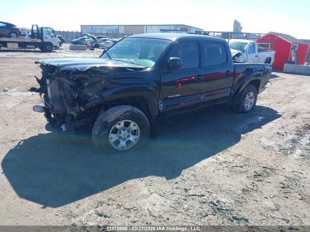 2013 Toyota Tacoma V6 მანქანა იყიდება აუქციონზე, vin: 5TFMU4FN8DX013849, აუქციონის ნომერი: 12570660