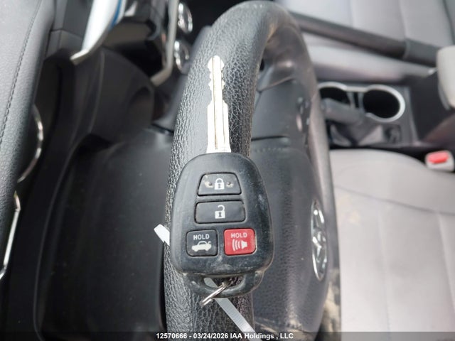 Aukcja sprzedaży 2015 Toyota Corolla, vin: 2T1BURHE2FC432542, numer aukcji: 12570666