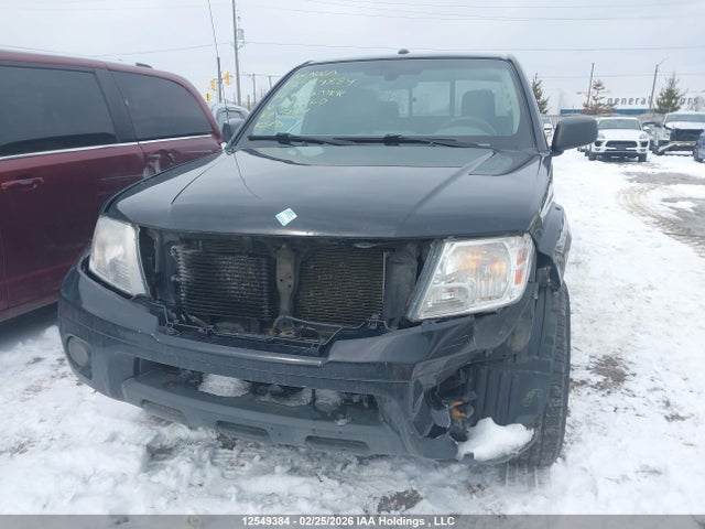 1N6AD0CU3EN715160 Nissan Frontier S/sv