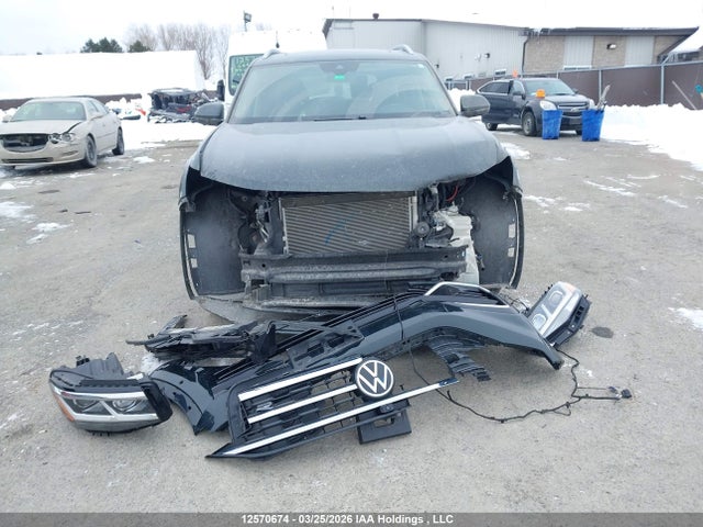 Продажа на аукционе авто 2021 Volkswagen Atlas, vin: 1V2FR2CA8MC549920, номер лота: 12570674