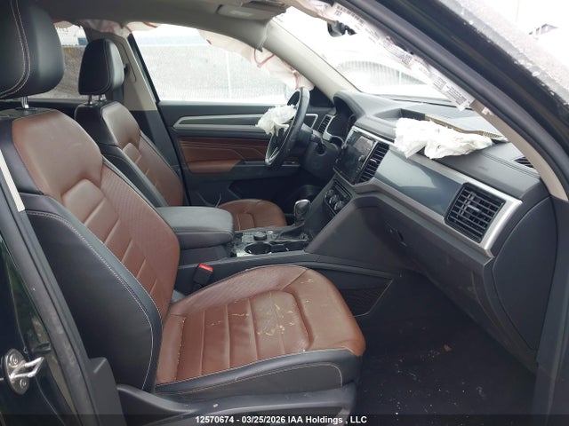 Продажа на аукционе авто 2021 Volkswagen Atlas, vin: 1V2FR2CA8MC549920, номер лота: 12570674