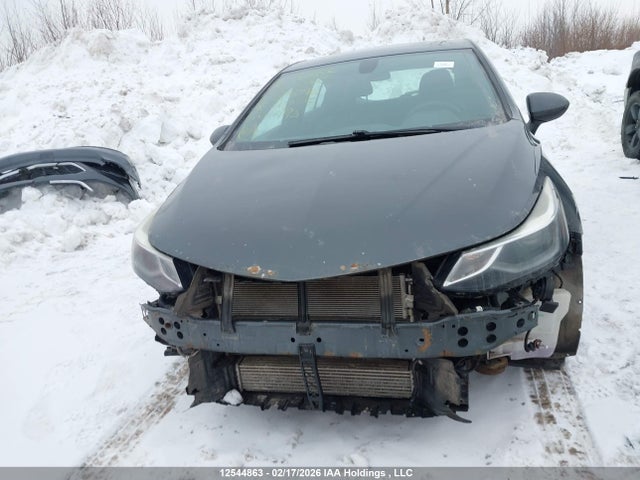 Aukcja sprzedaży 2018 Chevrolet Cruze Lt Auto, vin: 3G1BE6SM2JS519096, numer aukcji: 12544863