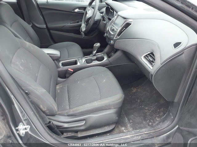 Aukcja sprzedaży 2018 Chevrolet Cruze Lt Auto, vin: 3G1BE6SM2JS519096, numer aukcji: 12544863