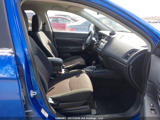 JA4AJ3AU3HZ608326 Mitsubishi RVR SE