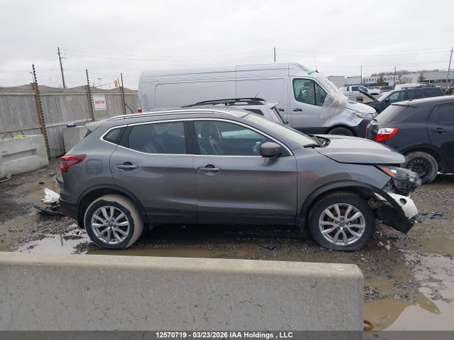 JN1BJ1BV2NW350435 Nissan Qashqai Sv