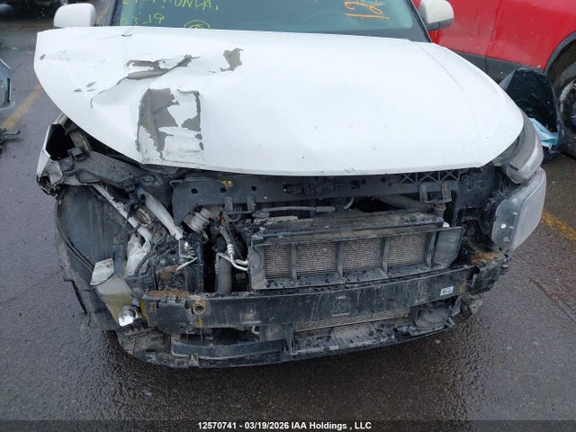Продаж на аукціоні авто 2021 Hyundai Venue Essential Manual, vin: KMHRB8A34MU113582, номер лоту: 12570741