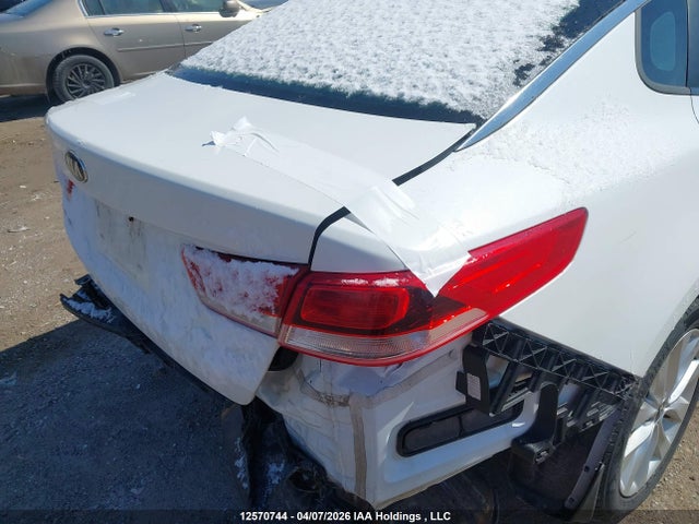 5XXGT4L35GG082402 KIA Optima