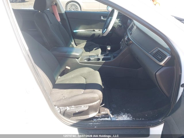 5XXGT4L35GG082402 KIA Optima