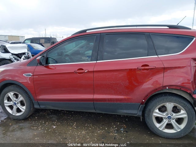 12570745 :رقم المزاد ، 1FMCU9GX7FUB52850 vin ، 2015 Ford Escape Se مزاد بيع
