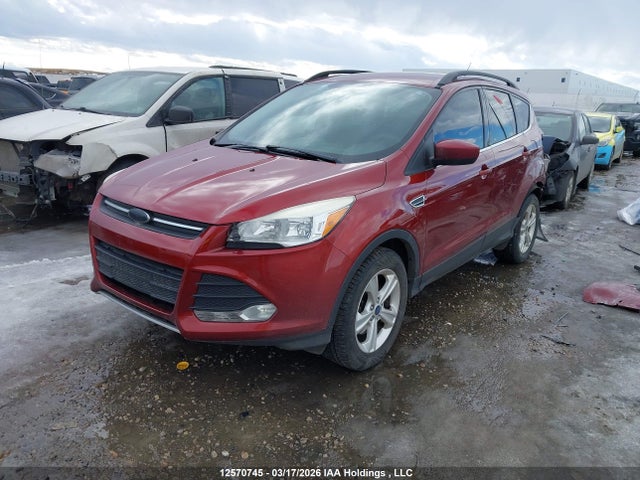 12570745 :رقم المزاد ، 1FMCU9GX7FUB52850 vin ، 2015 Ford Escape Se مزاد بيع