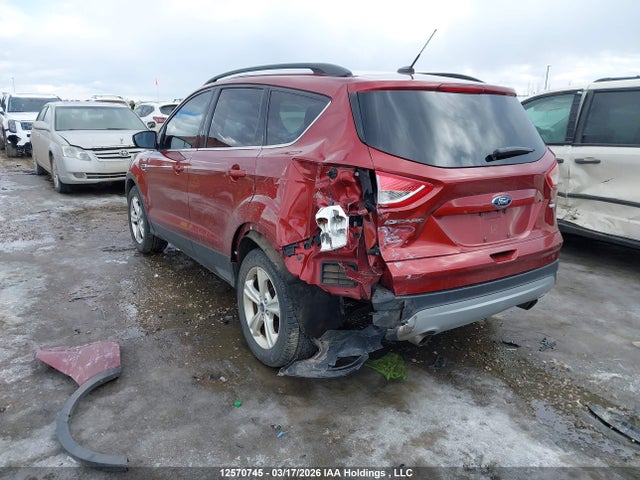 12570745 :رقم المزاد ، 1FMCU9GX7FUB52850 vin ، 2015 Ford Escape Se مزاد بيع