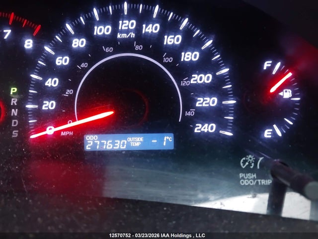 12570752 :رقم المزاد ، 4T1BF3EK6BU212461 vin ، 2011 Toyota Camry Le مزاد بيع