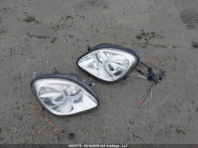 12570770 :رقم المزاد ، WDBKK49F81F209176 vin ، 2001 Mercedes-benz Slk 230 Kompressor مزاد بيع