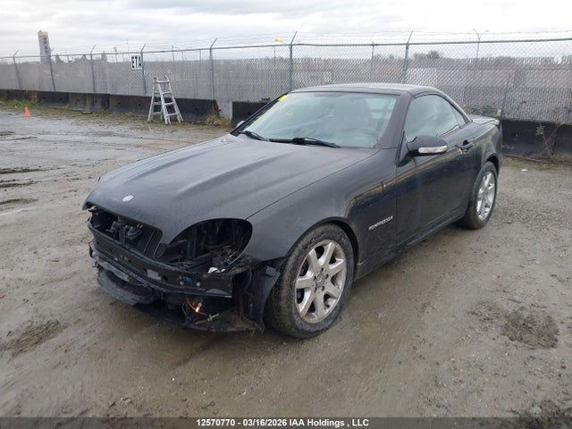 12570770 :رقم المزاد ، WDBKK49F81F209176 vin ، 2001 Mercedes-benz Slk 230 Kompressor مزاد بيع