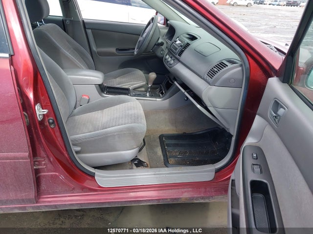 12570771 :رقم المزاد ، 4T1BE32K66U144658 vin ، 2006 Toyota Camry Le/se مزاد بيع