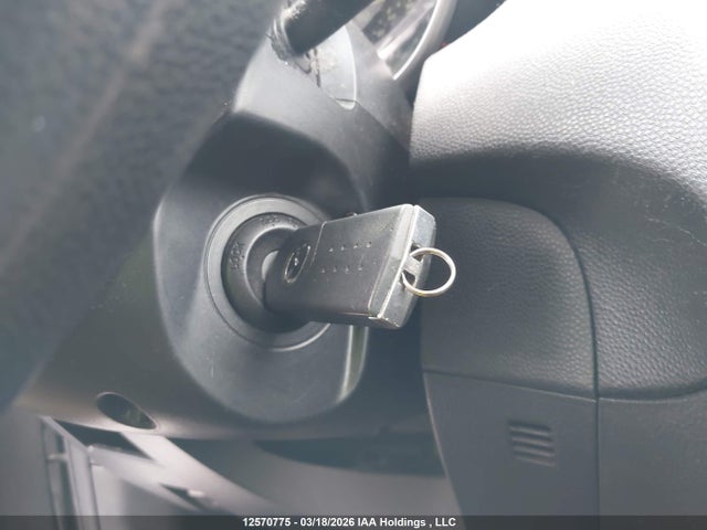 12570775 :رقم المزاد ، JM1BL1L55B1465822 vin ، 2011 Mazda Mazda3 مزاد بيع