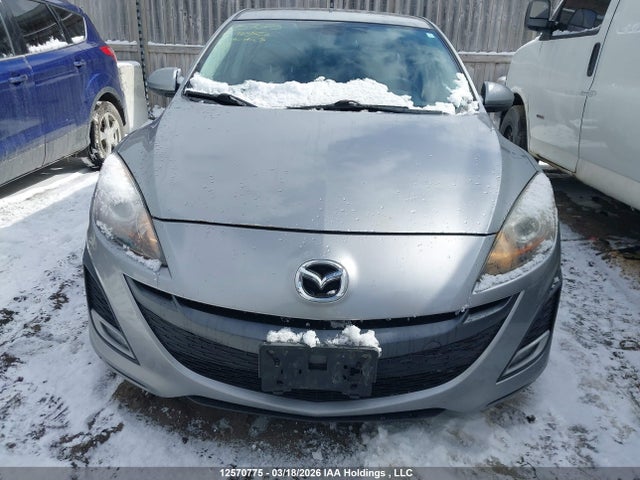 12570775 :رقم المزاد ، JM1BL1L55B1465822 vin ، 2011 Mazda Mazda3 مزاد بيع