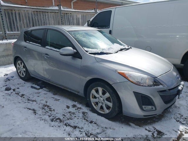 12570775 :رقم المزاد ، JM1BL1L55B1465822 vin ، 2011 Mazda Mazda3 مزاد بيع