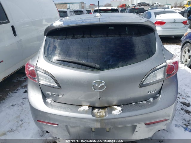 12570775 :رقم المزاد ، JM1BL1L55B1465822 vin ، 2011 Mazda Mazda3 مزاد بيع
