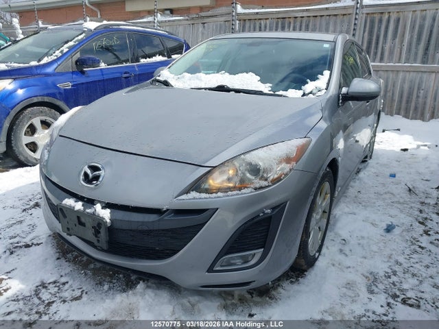 12570775 :رقم المزاد ، JM1BL1L55B1465822 vin ، 2011 Mazda Mazda3 مزاد بيع