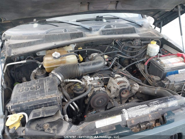 12570787 :رقم المزاد ، 1J4GK38K95W670015 vin ، 2005 Jeep Liberty Renegade مزاد بيع