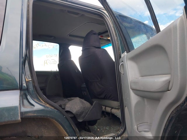 12570787 :رقم المزاد ، 1J4GK38K95W670015 vin ، 2005 Jeep Liberty Renegade مزاد بيع