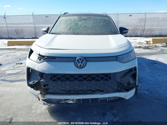 2026 Volkswagen Tiguan Se R-line Black მანქანა იყიდება აუქციონზე, vin: 3VVGR7RM1TM056423, აუქციონის ნომერი: 12570810