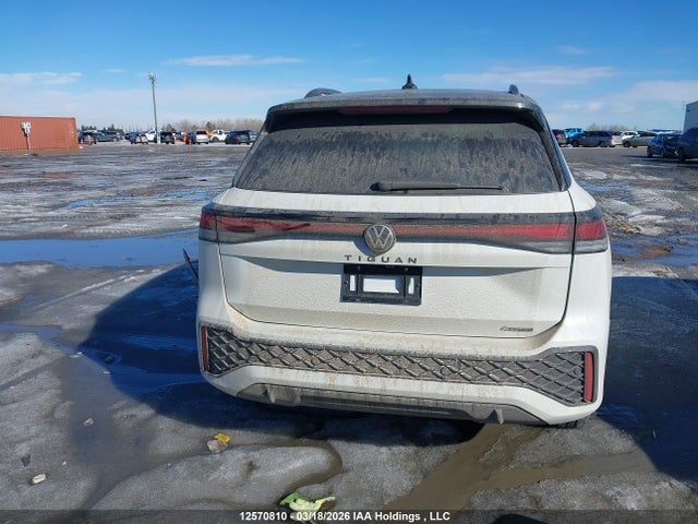 2026 Volkswagen Tiguan Se R-line Black მანქანა იყიდება აუქციონზე, vin: 3VVGR7RM1TM056423, აუქციონის ნომერი: 12570810