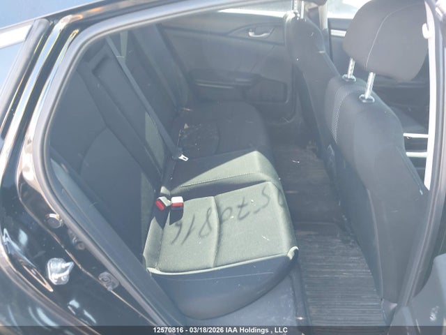12570816 :رقم المزاد ، 2HGFC2F68JH028765 vin ، 2018 Honda Civic Se مزاد بيع