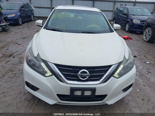 2016 Nissan Altima 2.5/2.5 S/2.5 Sl Tech/2.5 Sr/2.5 Sv მანქანა იყიდება აუქციონზე, vin: 1N4AL3AP7GN335560, აუქციონის ნომერი: 12570832