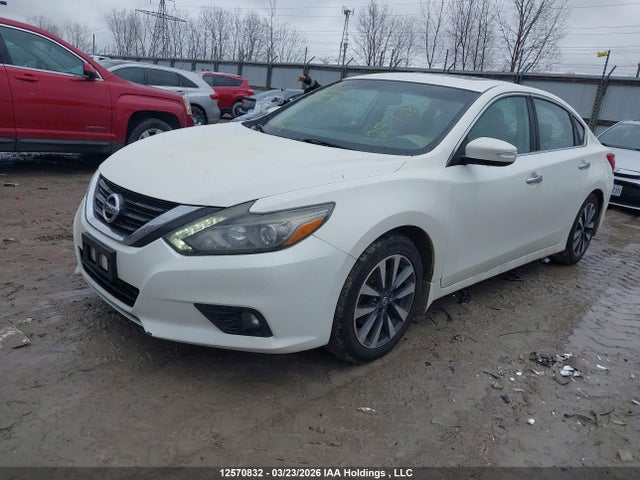 2016 Nissan Altima 2.5/2.5 S/2.5 Sl Tech/2.5 Sr/2.5 Sv მანქანა იყიდება აუქციონზე, vin: 1N4AL3AP7GN335560, აუქციონის ნომერი: 12570832