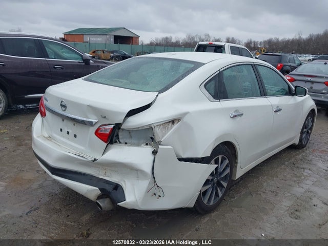 2016 Nissan Altima 2.5/2.5 S/2.5 Sl Tech/2.5 Sr/2.5 Sv მანქანა იყიდება აუქციონზე, vin: 1N4AL3AP7GN335560, აუქციონის ნომერი: 12570832