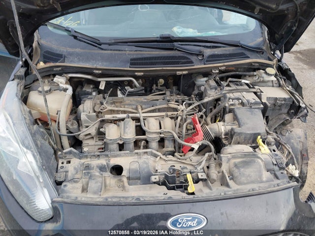 12570858 :رقم المزاد ، 3FADP4EJ5FM131491 vin ، 2015 Ford Fiesta Se مزاد بيع