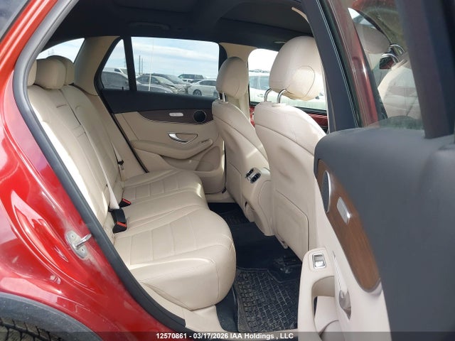 12570861 :رقم المزاد ، WDC0G8EB1LV200357 vin ، 2020 Mercedes-benz Glc 300 4matic مزاد بيع