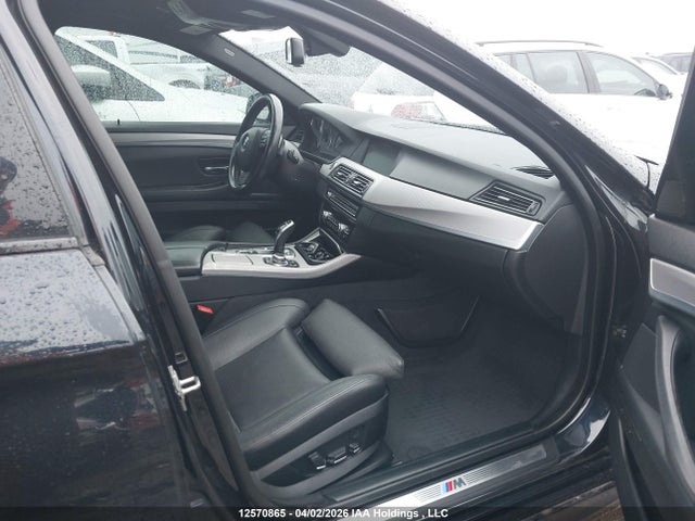12570865 :رقم المزاد ، WBAFU9C53BC785901 vin ، 2011 Bmw 550i Xdrive مزاد بيع