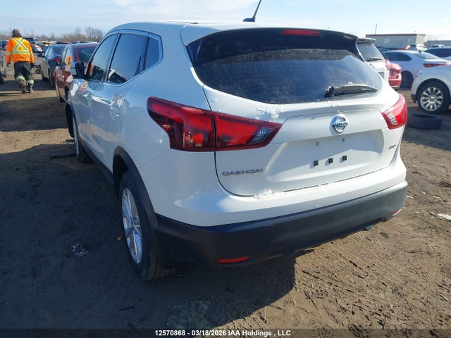 JN1BJ1CR0KW341374 Nissan Qashqai S/sl/sv