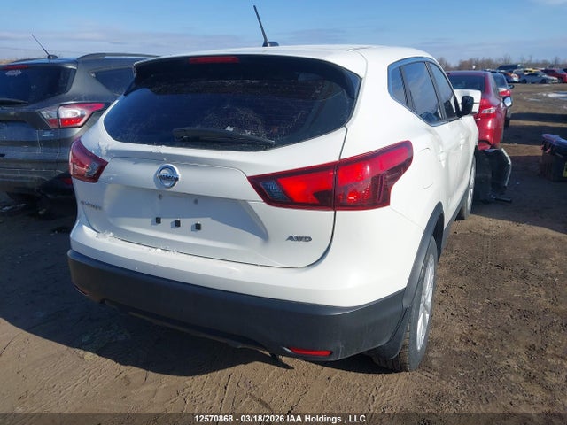 JN1BJ1CR0KW341374 Nissan Qashqai S/sl/sv