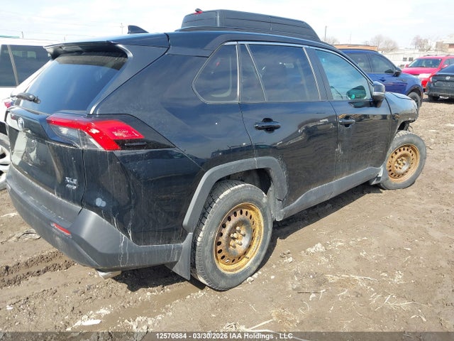 2T3R1RFV0LW108887 Toyota Rav4 Xle