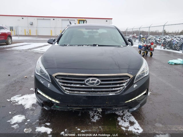 12570890 :رقم المزاد ، 5NPE24AF2FH013693 vin ، 2015 Hyundai Sonata Gl مزاد بيع