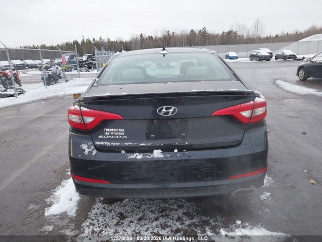 12570890 :رقم المزاد ، 5NPE24AF2FH013693 vin ، 2015 Hyundai Sonata Gl مزاد بيع