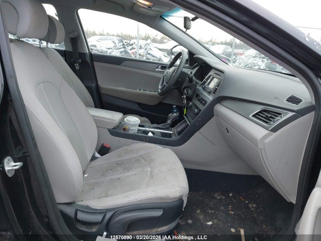 12570890 :رقم المزاد ، 5NPE24AF2FH013693 vin ، 2015 Hyundai Sonata Gl مزاد بيع
