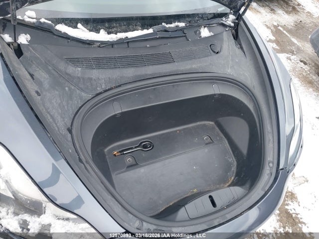 12570893 :رقم المزاد ، 5YJ3E1EA8KF447122 vin ، 2019 Tesla Model 3 مزاد بيع