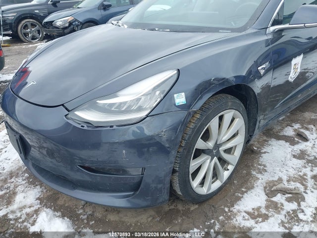 12570893 :رقم المزاد ، 5YJ3E1EA8KF447122 vin ، 2019 Tesla Model 3 مزاد بيع